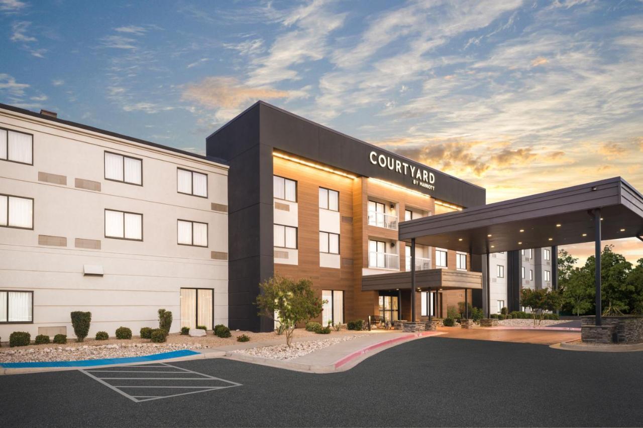 Courtyard El Paso Airport Hotel Exterior foto